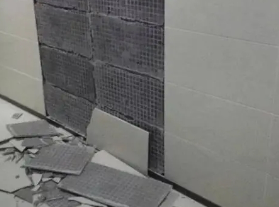 安源瓷砖空鼓维修公司分享下安源墙砖松动维修的知识